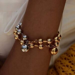 Elegant Two-Tone Beaded Bracelet Q27